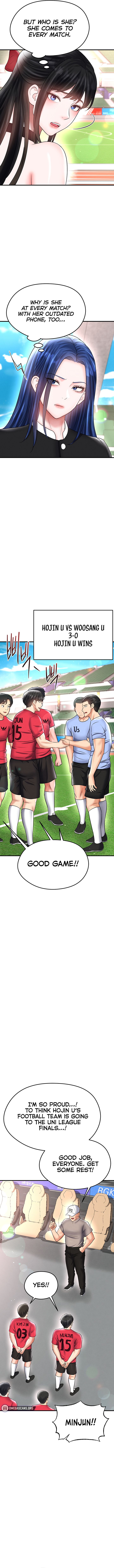 The Hottie’s Good at Football
